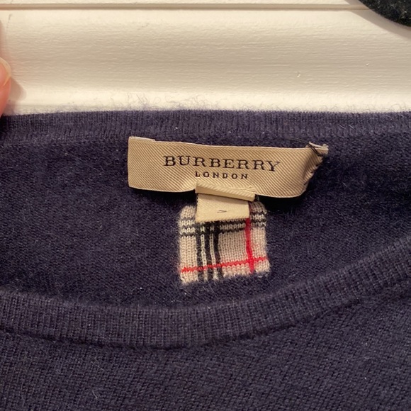 Burberry Cashmere Sweater - Picture 2 of 4
